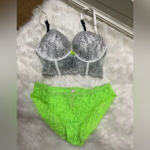 Very Sexy Victoria's Secret Lace Bra and Panty Set - Black and Neon Green